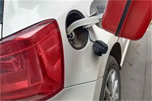 建外24小时救援车收费标准