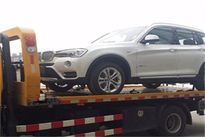 建外拖车24小时服务电话