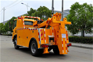 建外高速路拖车费