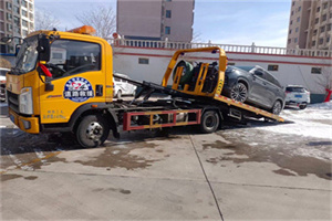 建外救援拖车费用怎么算